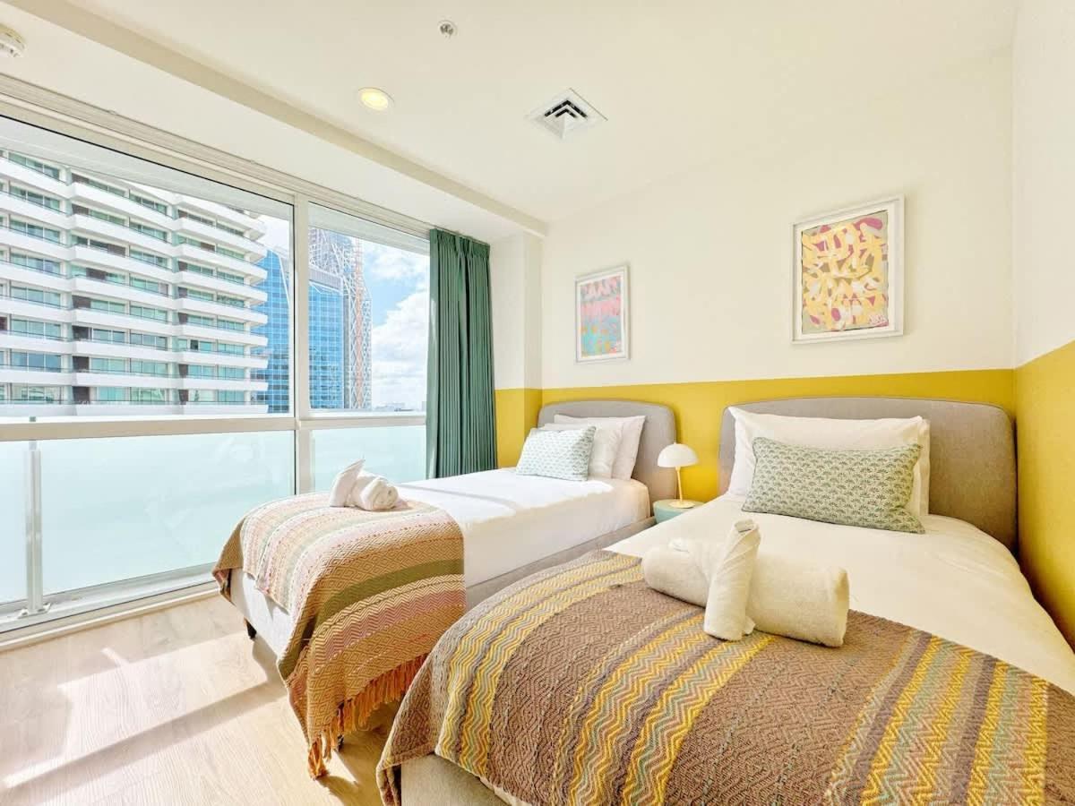 New & Modern Stylish 2br Vs Aircon In The Next To Park Apartment